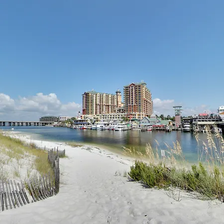 Emerald Grande Condominiums At Harborwalk Village-2